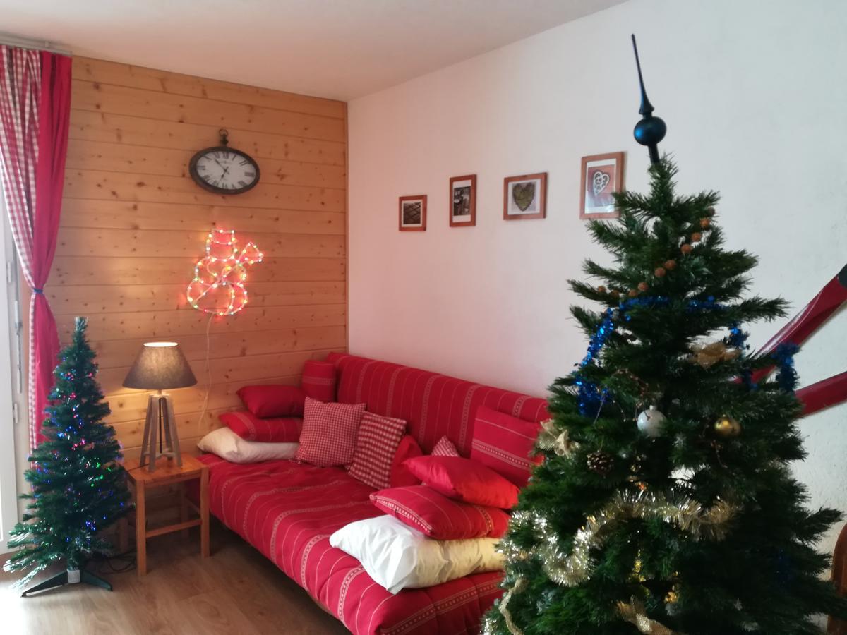 Romantic Chalet-Style Flat With Mountain View Torgon Экстерьер фото