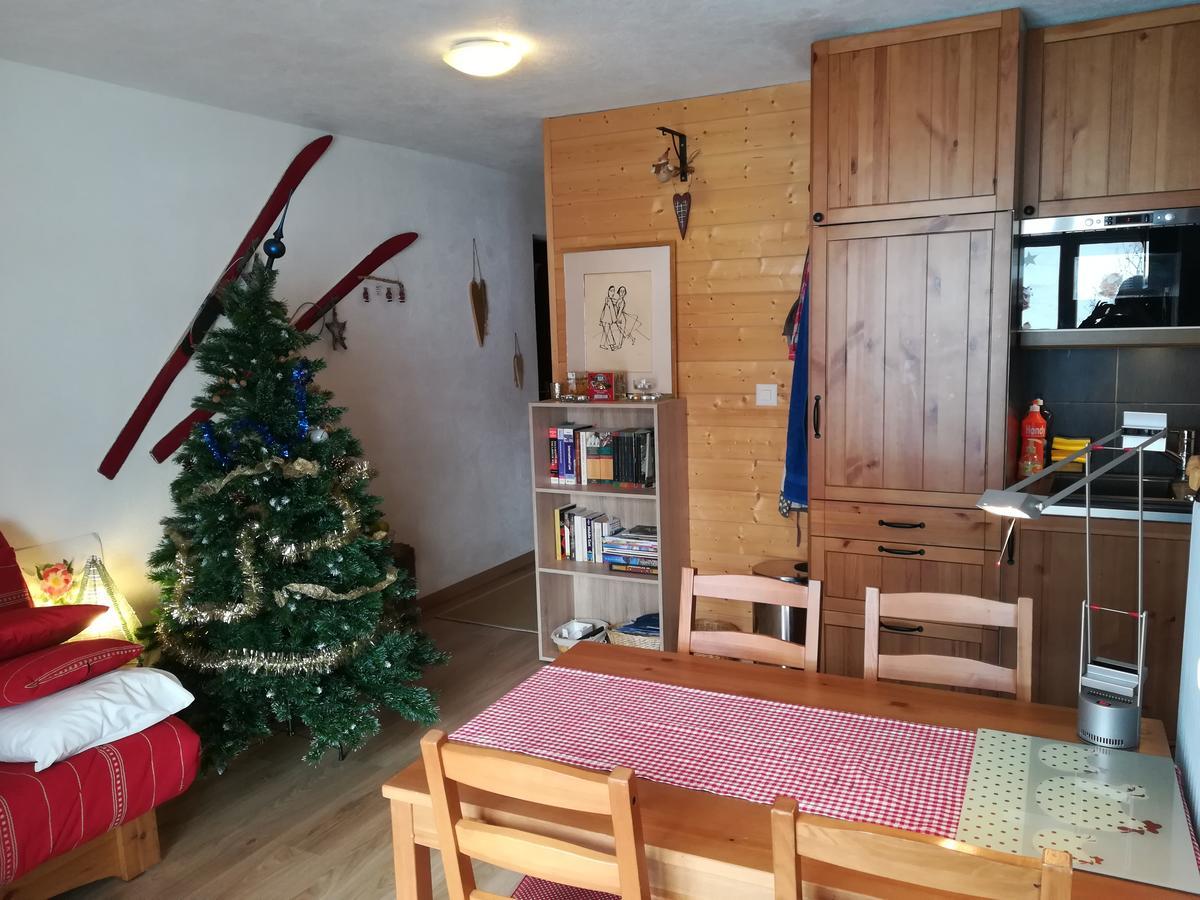 Romantic Chalet-Style Flat With Mountain View Torgon Экстерьер фото